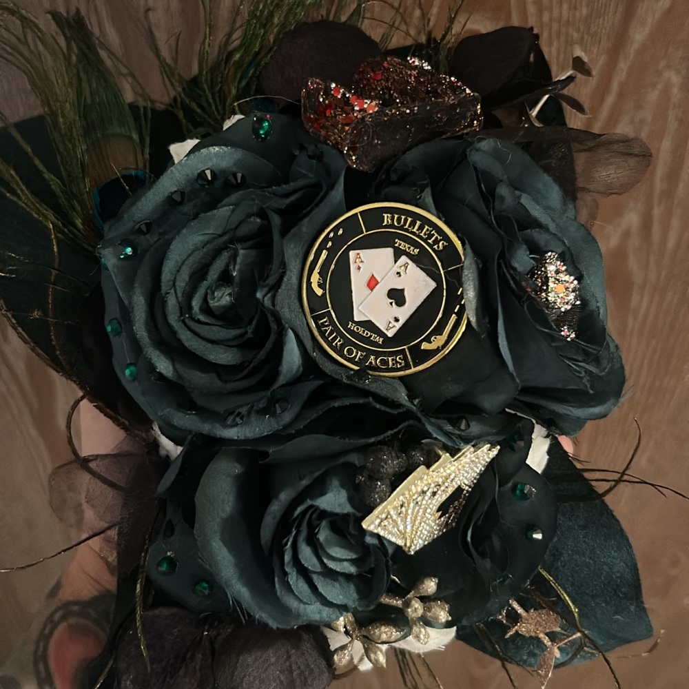 Elegant Black Floral Hair Accessory